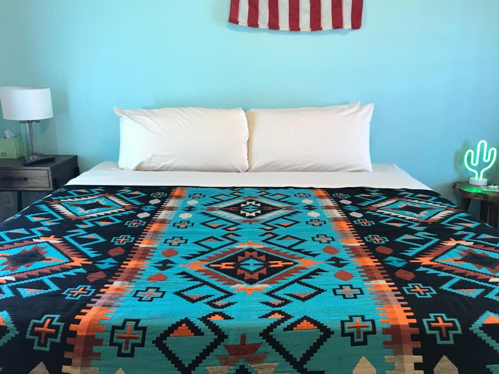 Room image 3